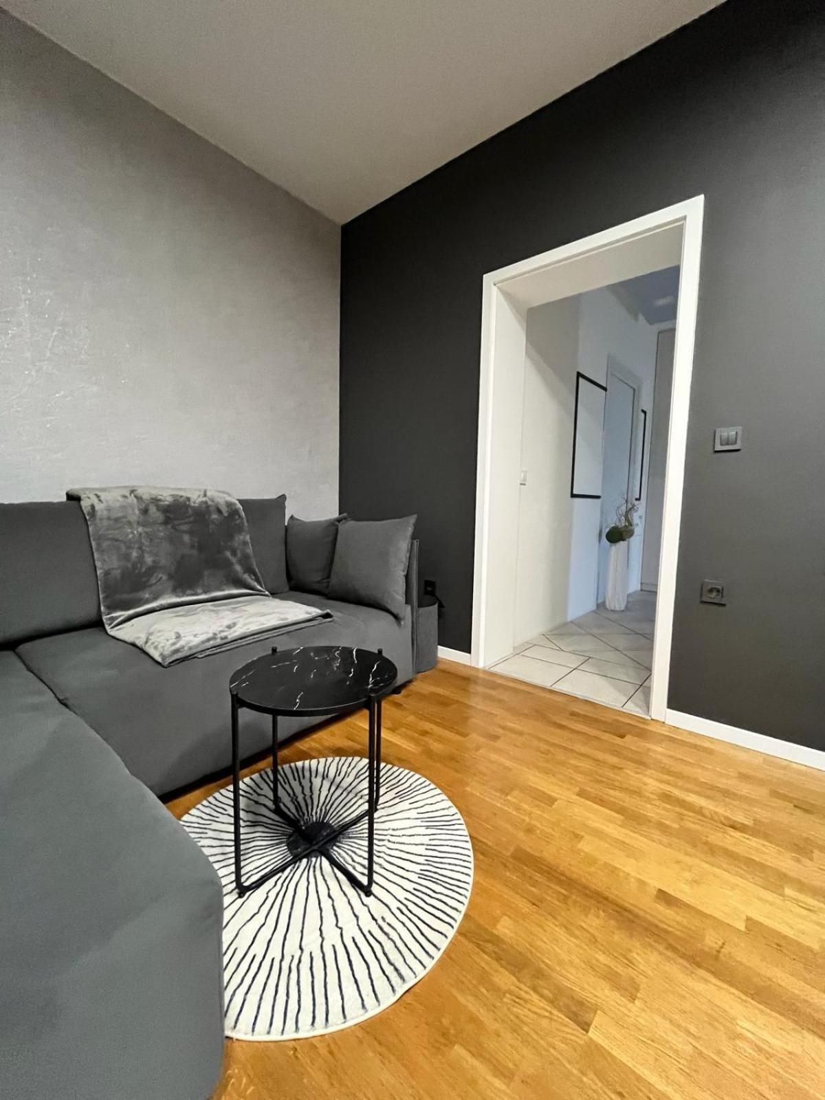 Apartman 4U Velika Gorica Near Zagreb Airport Luaran gambar